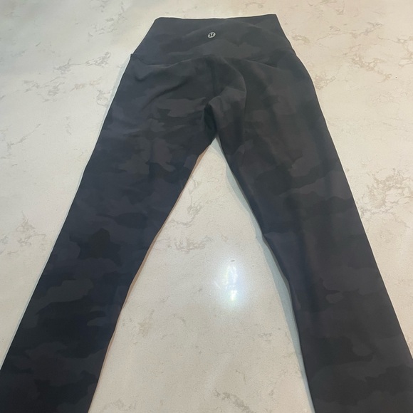 Lululemon Athletica Black Camouflage Leggings - Picture 1 of 4